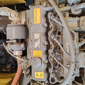 100型輪式挖掘機